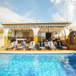  Country house Triana